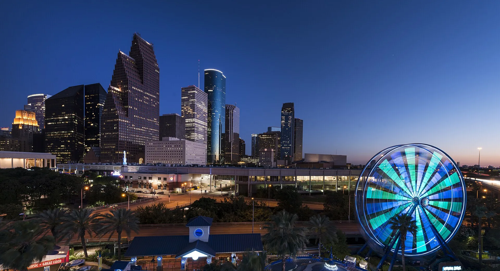 Houston's Official City & Mural Tour